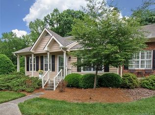 9313 Four Mile Creek Rd, Charlotte, NC 28277