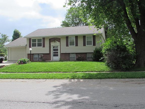 2nd image of 2606 Beechwood Blvd