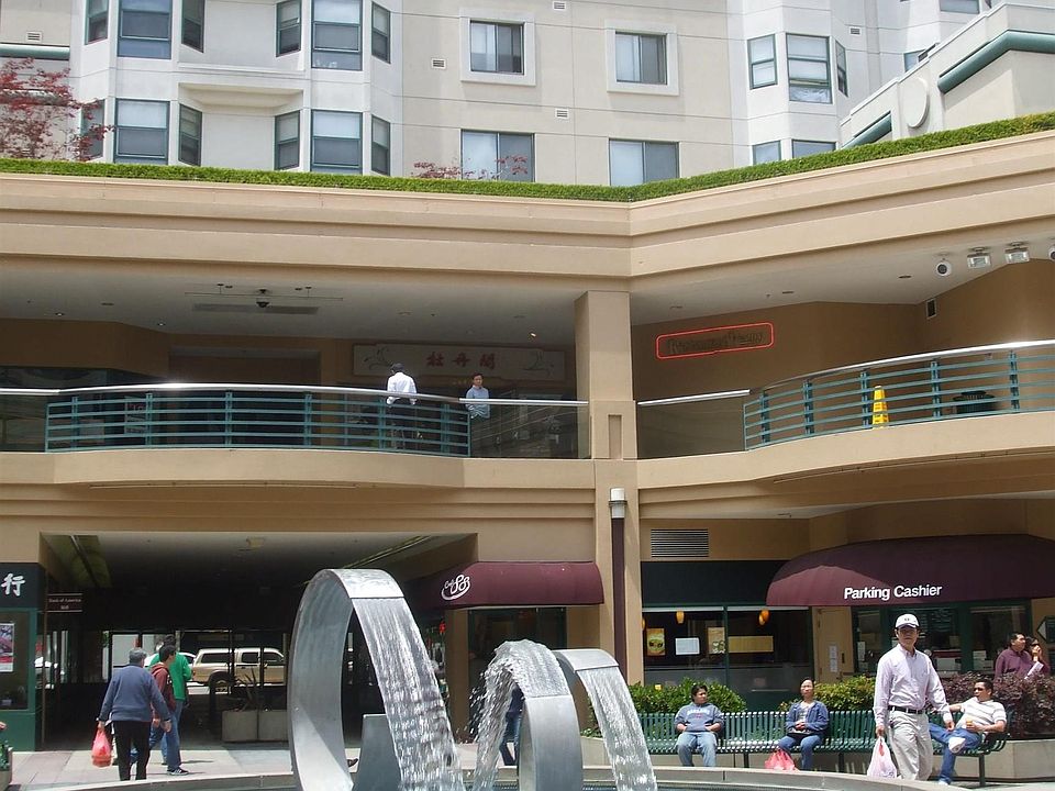 1st image of 989 Webster St APT 450