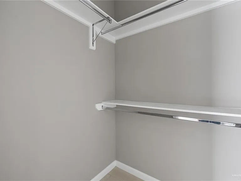 2202 N Hester St #4 — Photo 8