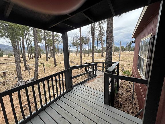 4th image of 8 Andalusia Ct