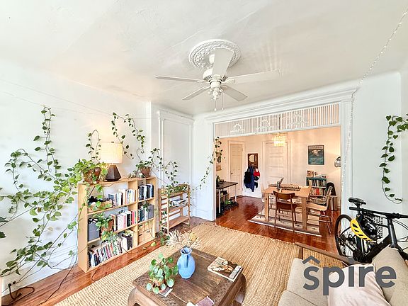 4th image of 247 Lefferts Ave #2