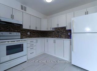 330 Dixon Rd #1106-09, Toronto, ON M9R 1S9