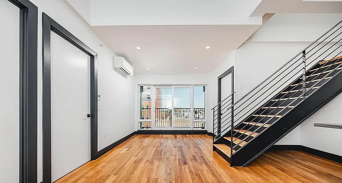 Building Photo - 1407 Flatbush Ave #402
