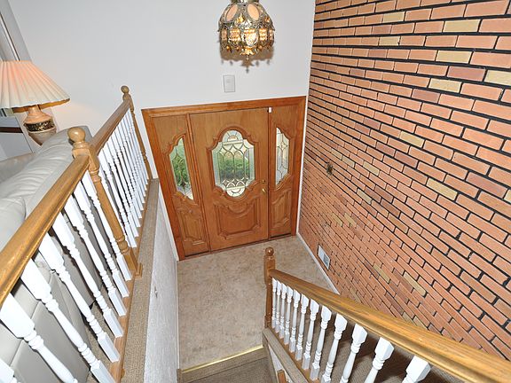 5th image of 17 Dumas Rd