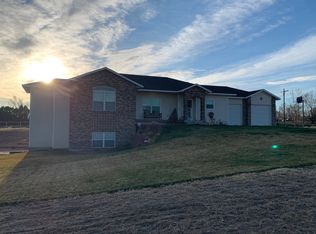 17300 Beaver Creek Dr, Brush, CO 80723