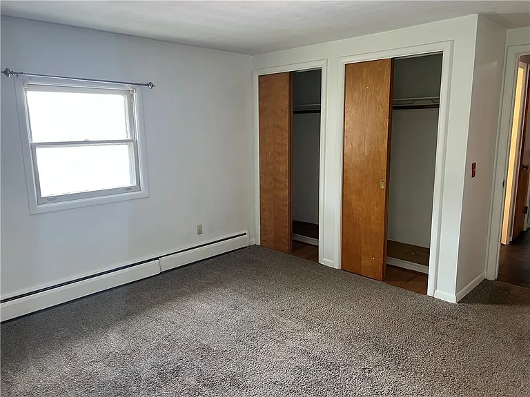 2341 Monroe Ave — Photo 8