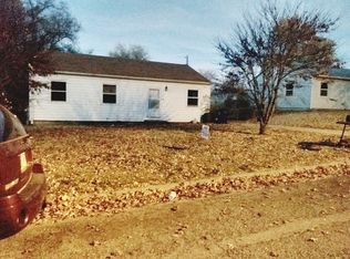 136 Flint St, Junction City, KS 66441