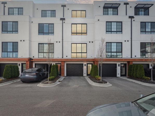 533 E Harrison 3, Royal Oak, MI 48067