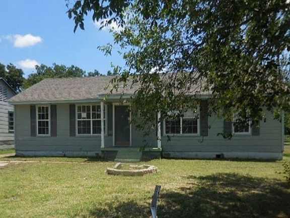 2nd image of 2633 NW 26th St