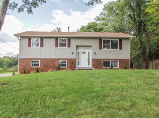 432 Chisholm Trl, Knoxville, TN 37919