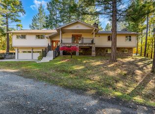 11990 Artlin Rd, Grants Pass, OR 97526