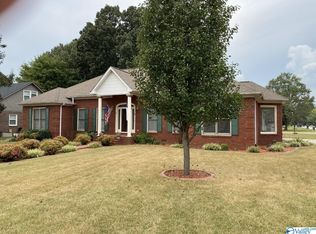 2302 Cumberland Pl SW, Decatur, AL 35603