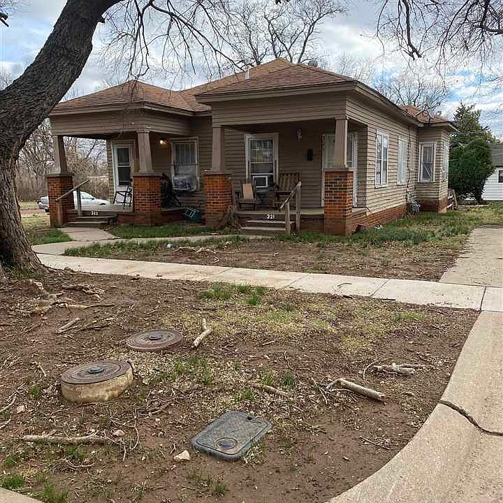 1st image of 321 & 323 N 8th St