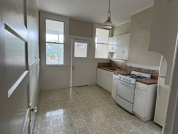 2nd image of 402-412 Duboce Ave #410B