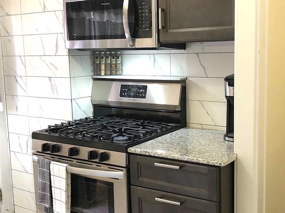 1st image of 1044 Kenmore Ave #3