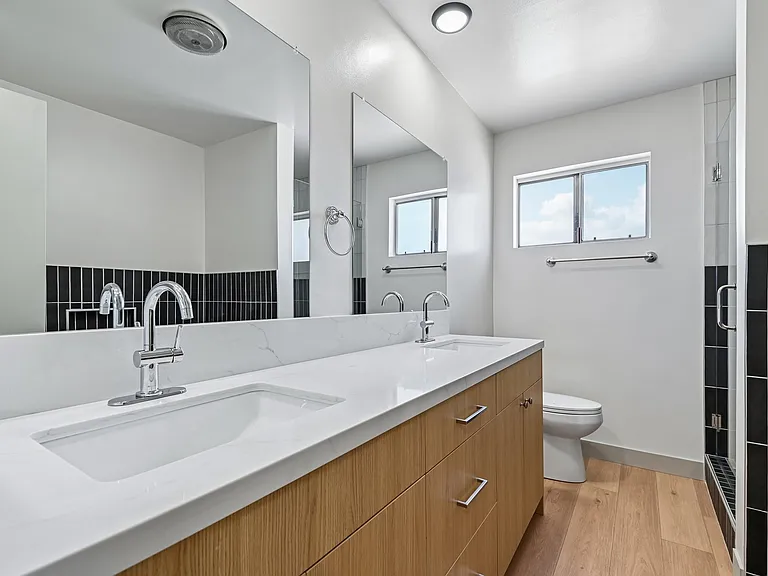 El Dorado - 1342 N. Fuller Avenue — Photo 8