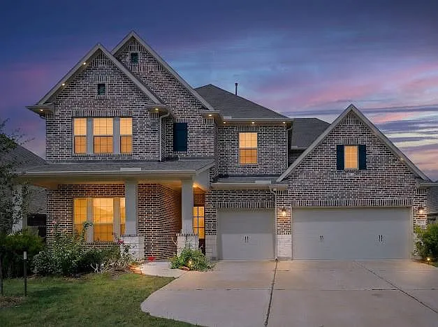 5823 Ash Valley Dr — Photo 1
