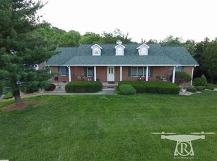 60 Berry Ln, Staunton, VA 24401