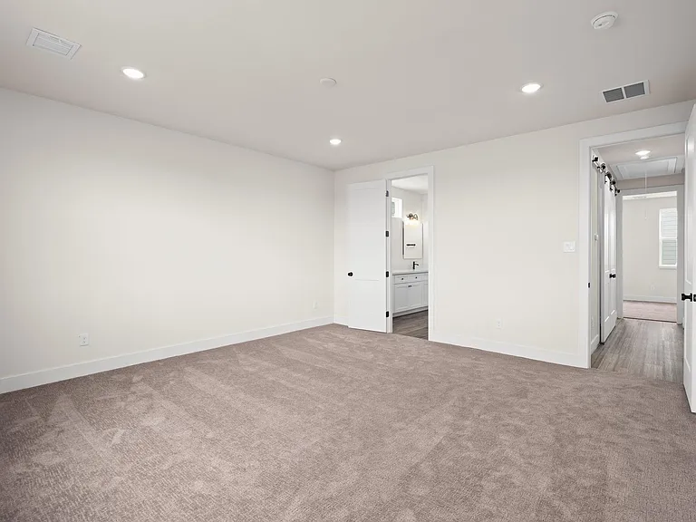 3905 Pinemont Dr #F — Photo 22