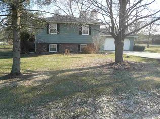8582 Yellowstone Dr, Byron, IL 61010