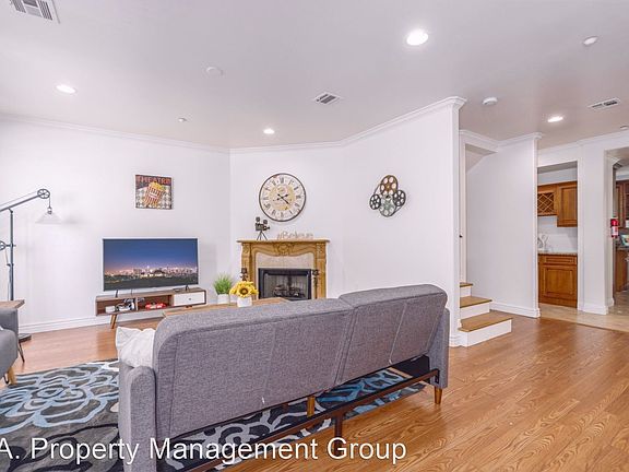 4th image of 11145 Sunshine Ter APT 6
