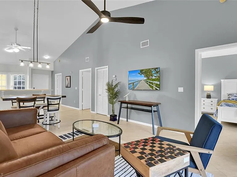 9165 Celeste Dr #3-303 — Photo 11