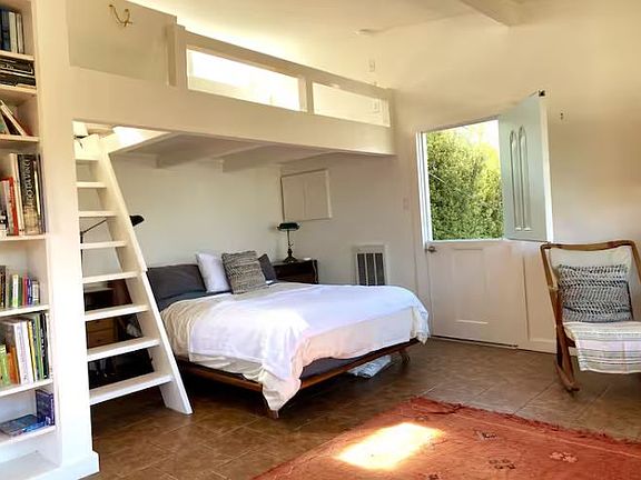 3rd image of 7 Terrace Ave #9