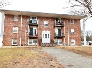 14 Woodman Way APT 12, Newburyport, MA 01950