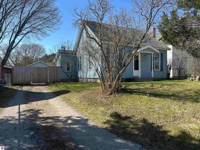 3038 E Sullivan St, Cedar, MI, 49621