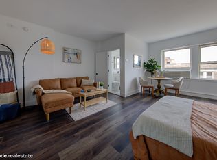 1551 W Hollywood Ave #313, Chicago, IL 60660