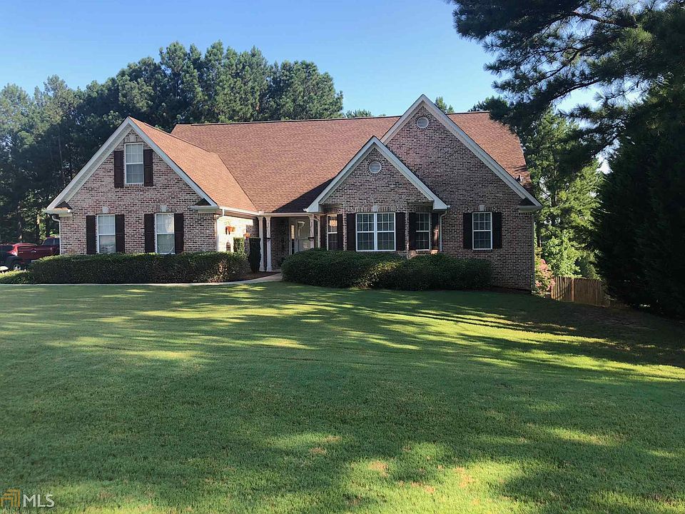 1st image of 2403 Oakland Ln