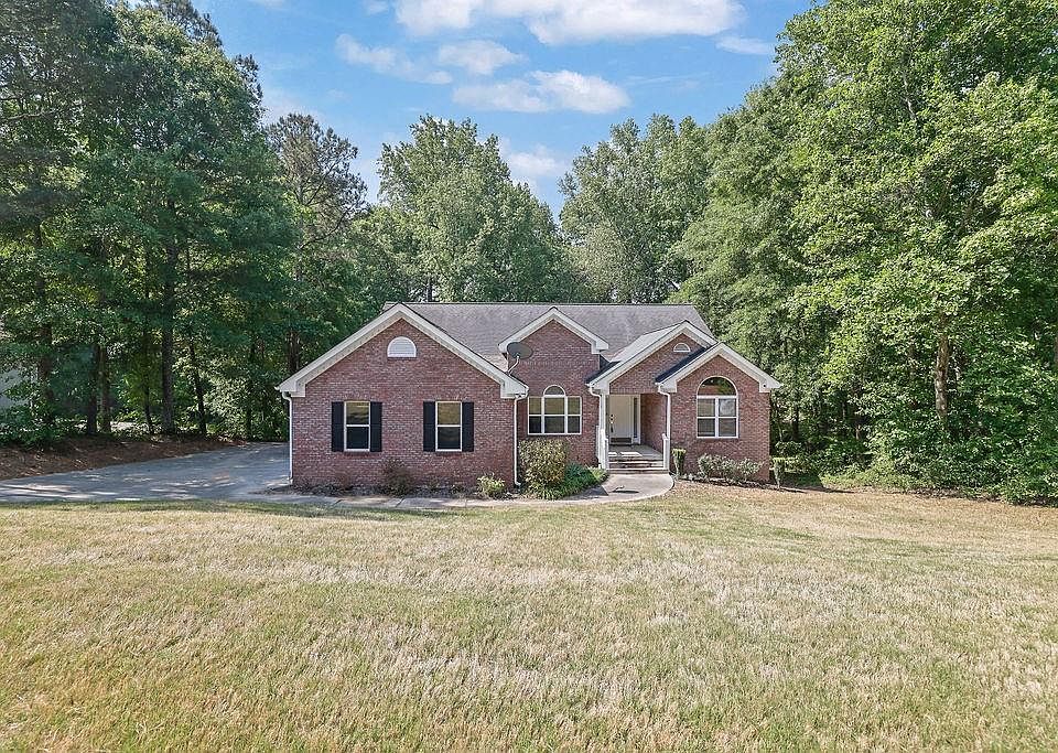 1st image of 2465 Chandler Rd