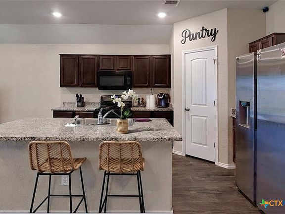 5th image of 928 Adler Way