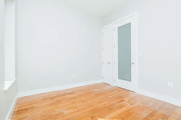 Rented by Nooklyn NYC LLC | media 26