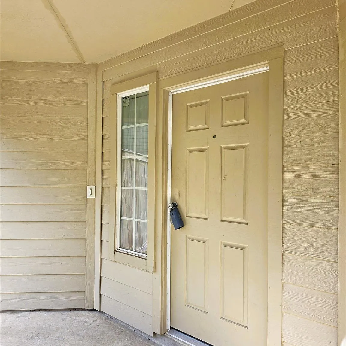 3 bed, 2.5 bath, 1710 sqft, $1,900 — Photo 4