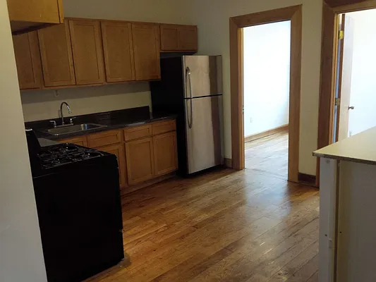 Rented by David W Realty Inc | media 9