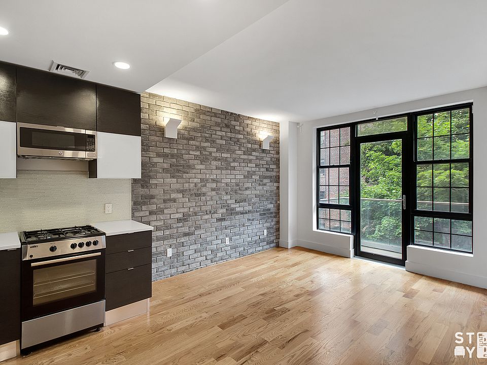 1st image of 376 Franklin Ave #A3