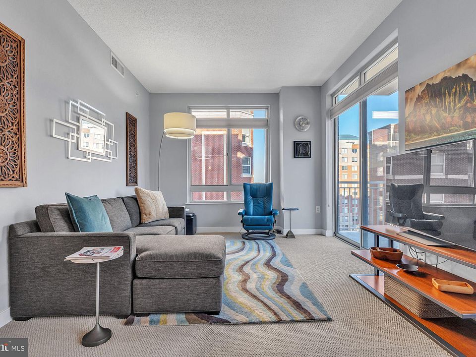 1st image of 820 N Pollard St APT 611