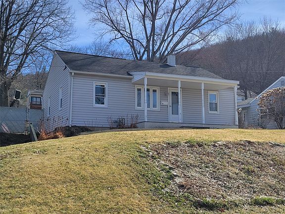 2nd image of 801 Verna Dr