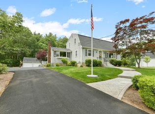 48 Granite St, Walpole, MA 02081