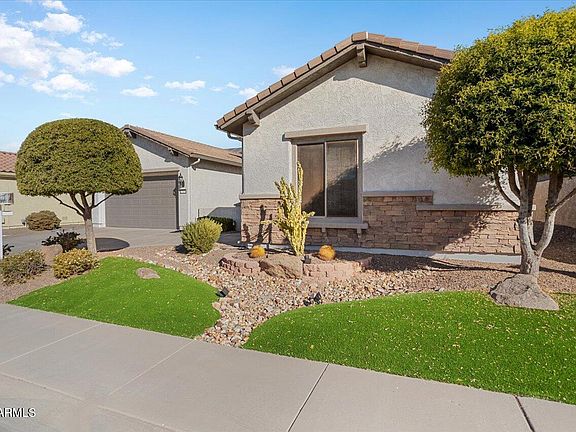 3rd image of 27078 W YUKON Drive