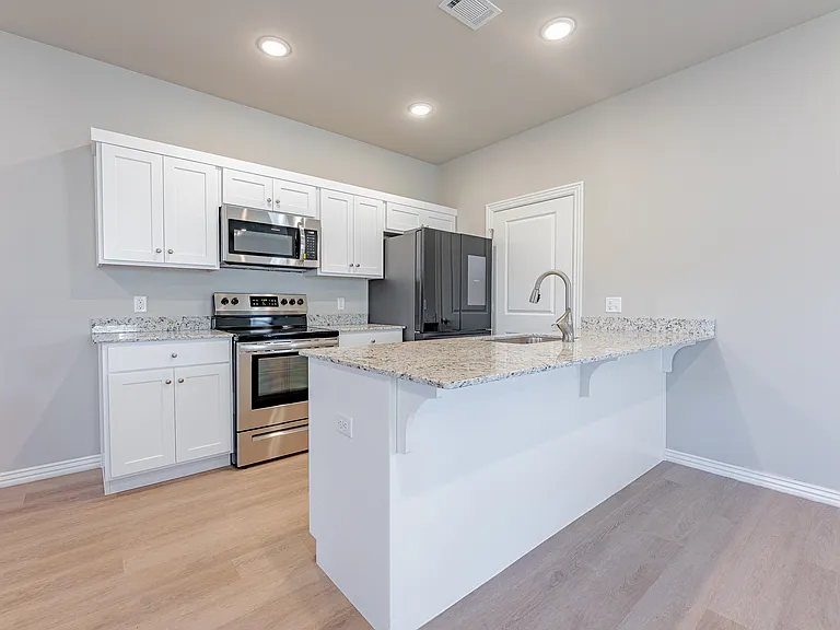 1408 SW Casuarina Dr #2 — Photo 6