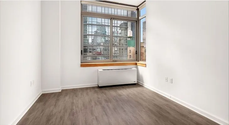 Rented by Compass | media 25