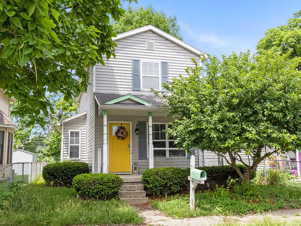 1122 S Senate Ave