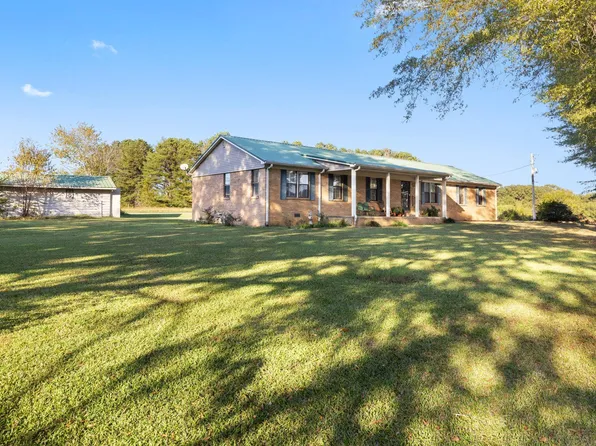 11 Barnstable Rd, Corinth, MS 38834