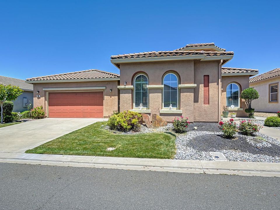 1st image of 306 Cypress Dr
