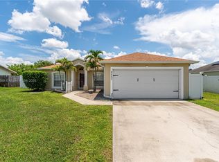 2357 SW Chestnut Ln, Port Saint Lucie, FL 34953
