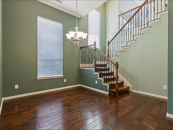 5th image of 1608 Rosson Rd