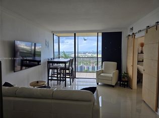 Coronado, Aventura, FL 33180